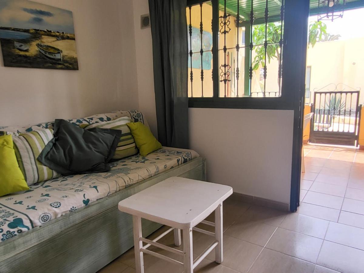 Apartamento Giardino E Terrazza, Accogliente E Funzionale, Wi-Fi, Piscina Condivisa Costa Calma Exterior foto